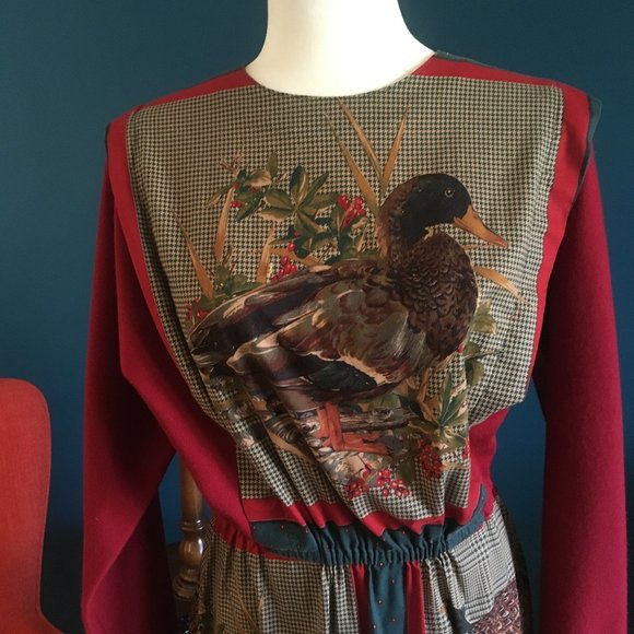 Handmade vintage dress featuring a duck print - Picture 2 of 7